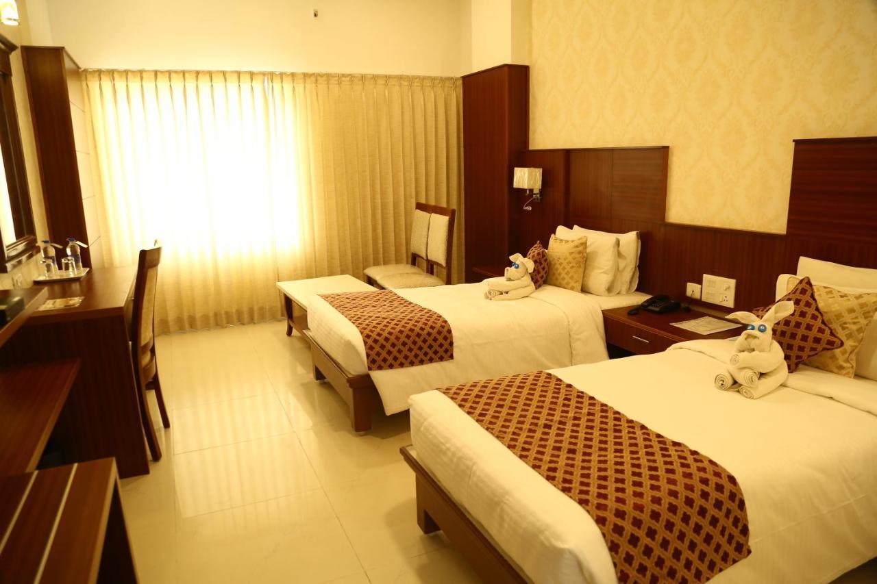 Hotel Dsf Grand Plaza Tuticorin Ngoại thất bức ảnh