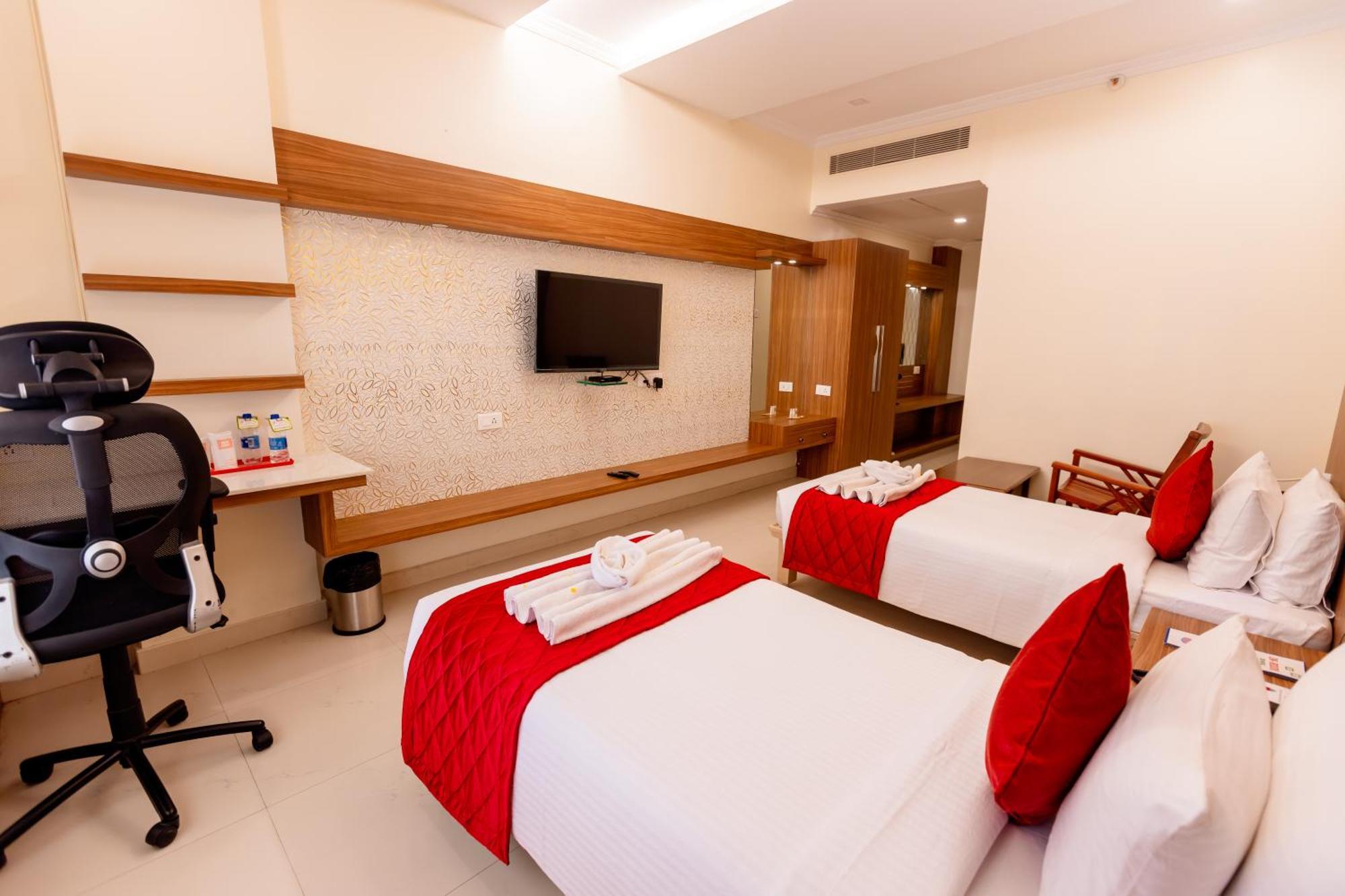 Hotel Dsf Grand Plaza Tuticorin Ngoại thất bức ảnh