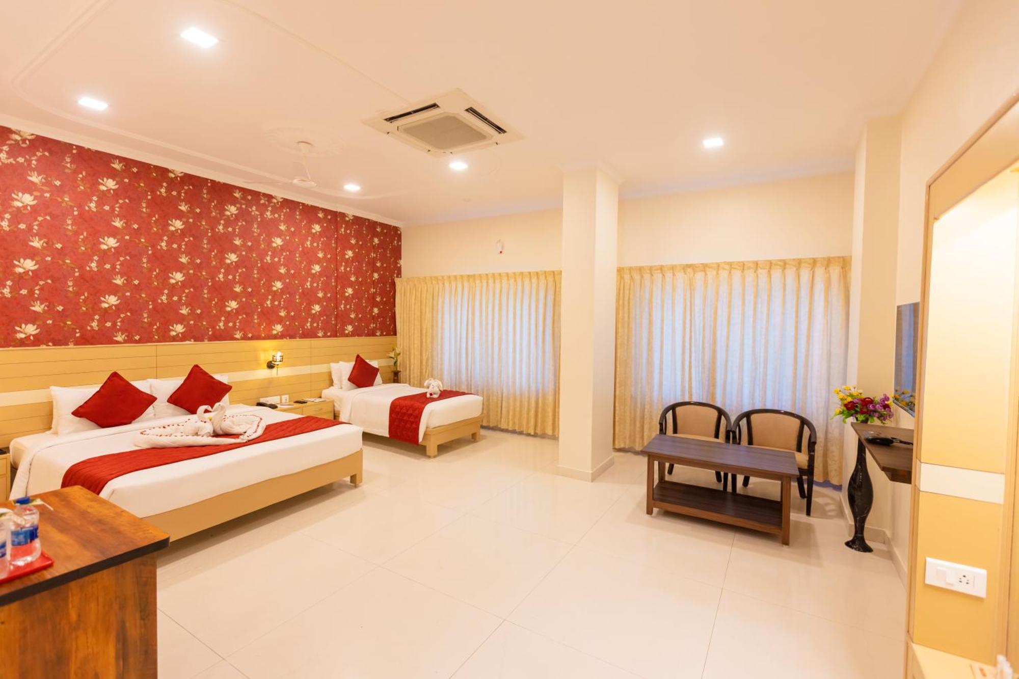 Hotel Dsf Grand Plaza Tuticorin Ngoại thất bức ảnh