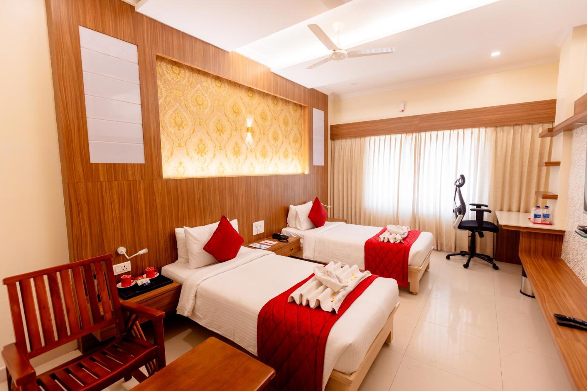 Hotel Dsf Grand Plaza Tuticorin Ngoại thất bức ảnh