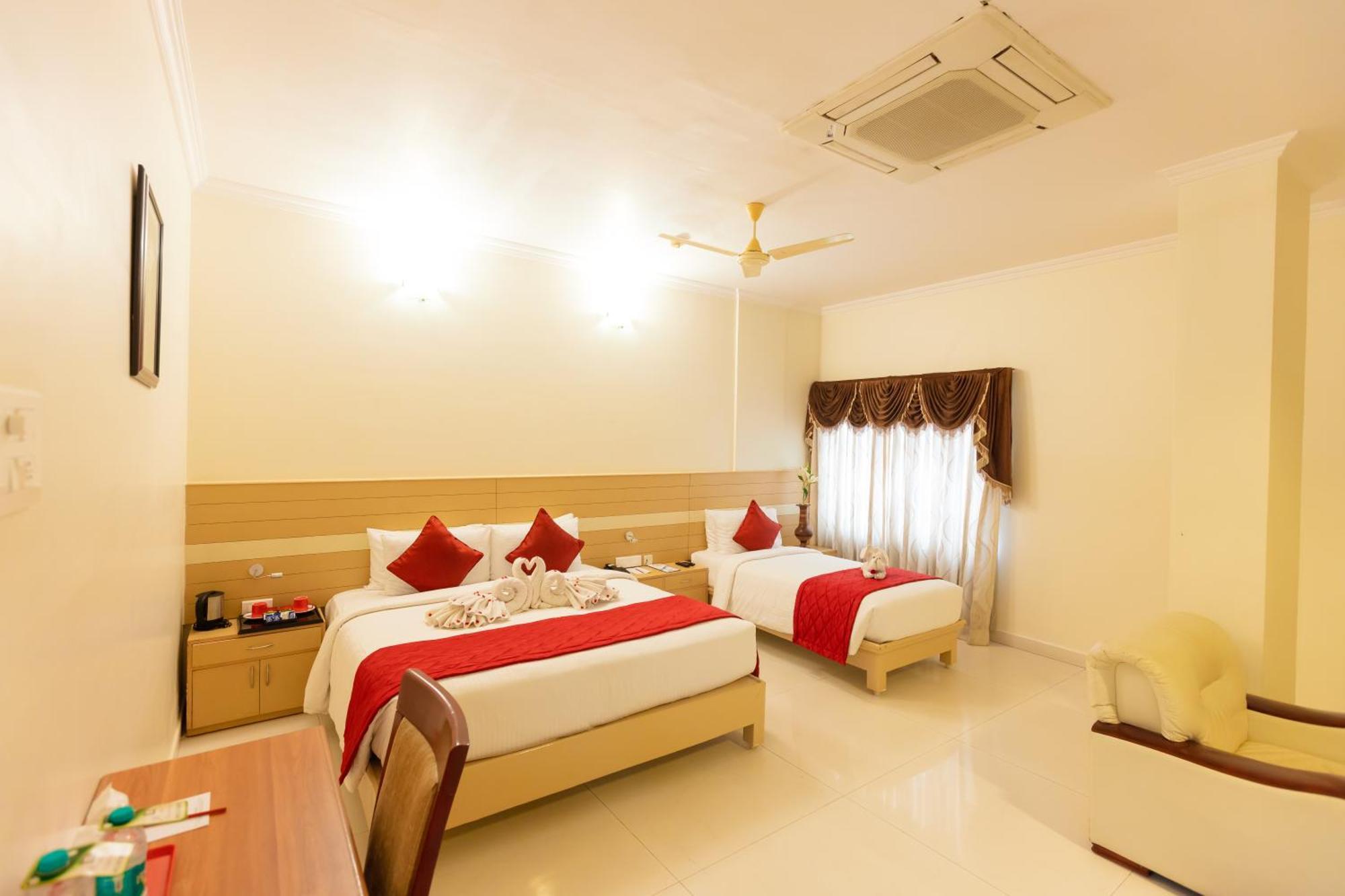 Hotel Dsf Grand Plaza Tuticorin Ngoại thất bức ảnh