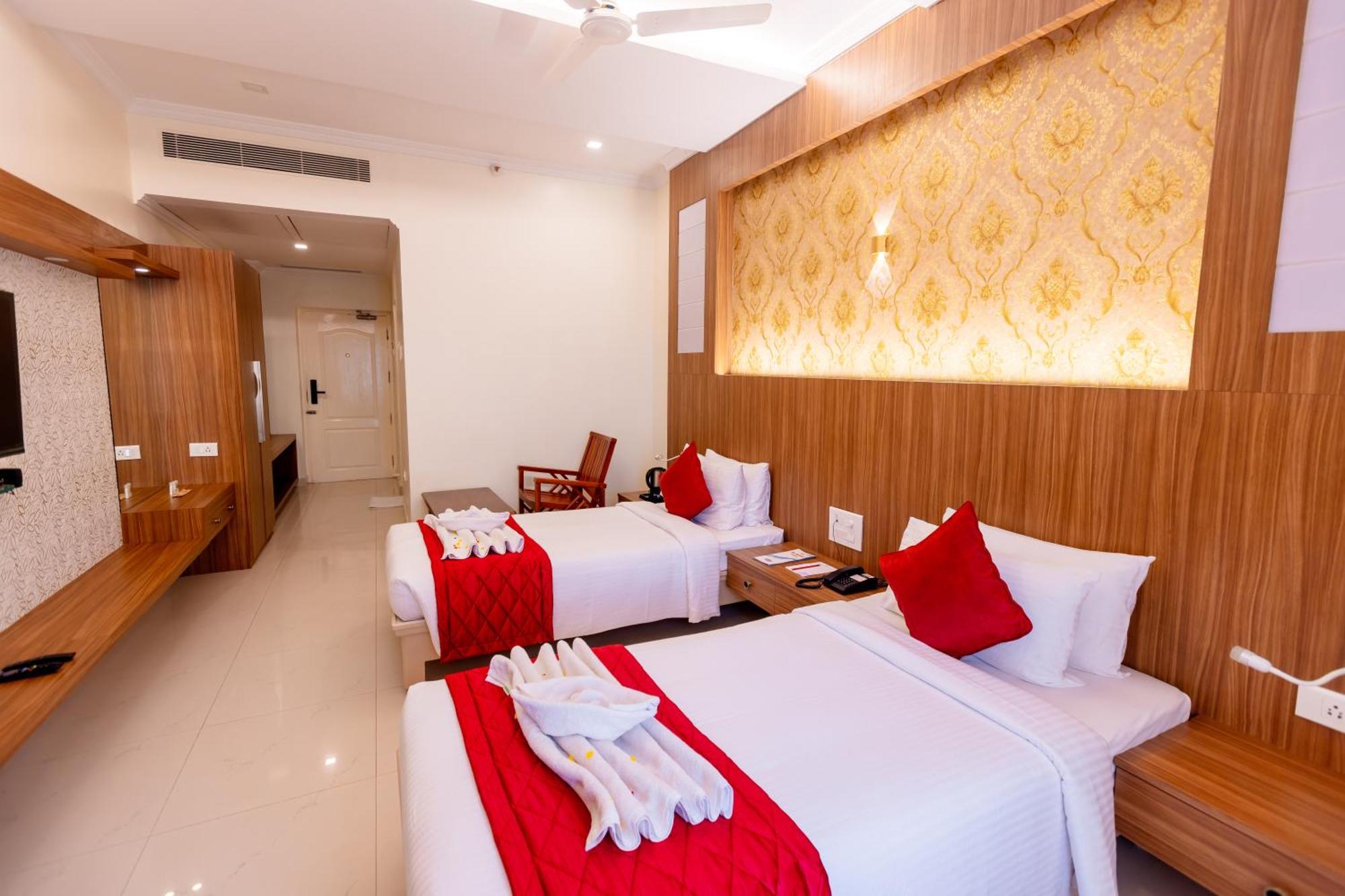 Hotel Dsf Grand Plaza Tuticorin Ngoại thất bức ảnh